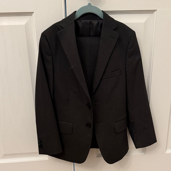 Kenneth Cole Suit - Picture 1 of 4